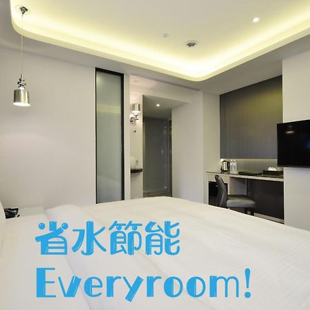Stay Hotel - Taichung Yizhong Екстериор снимка