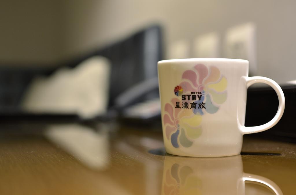 Stay Hotel - Taichung Yizhong Екстериор снимка