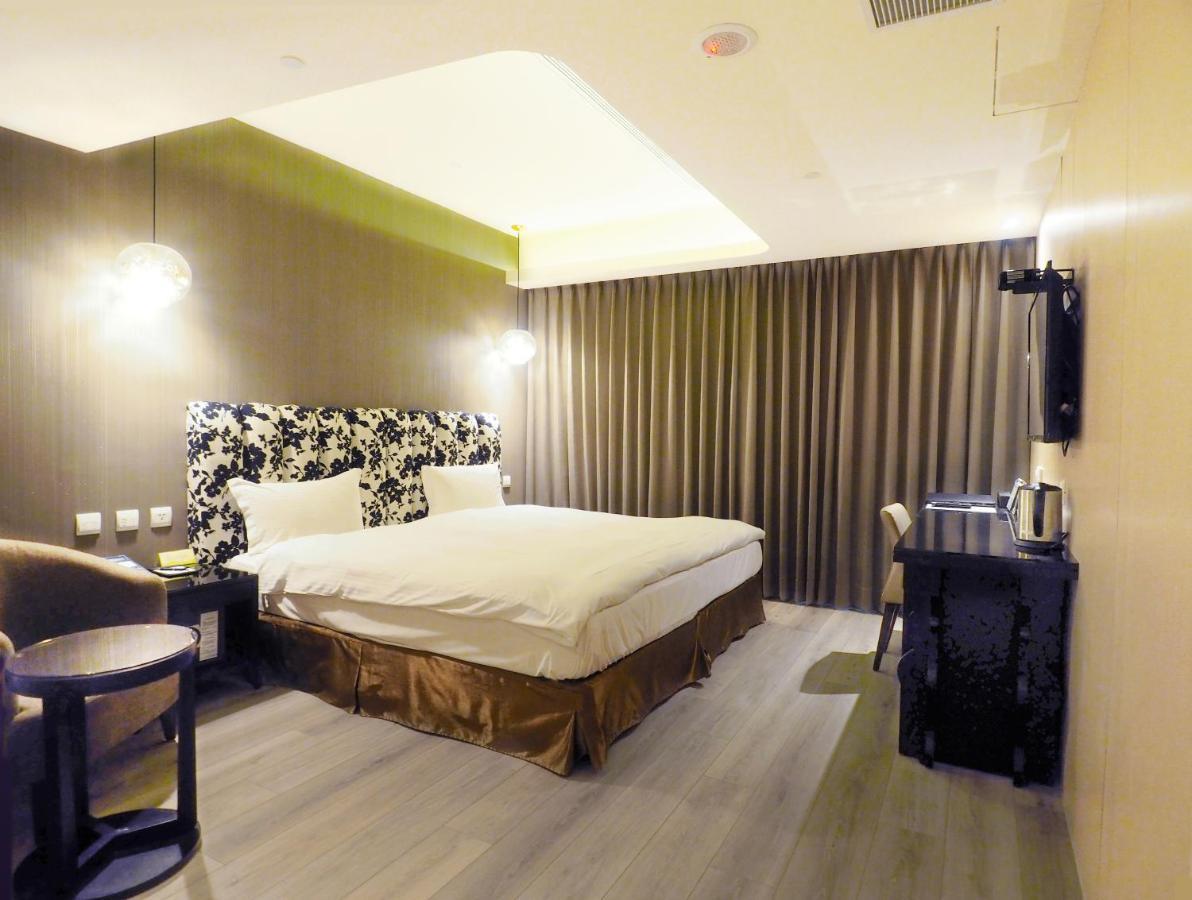 Stay Hotel - Taichung Yizhong Екстериор снимка