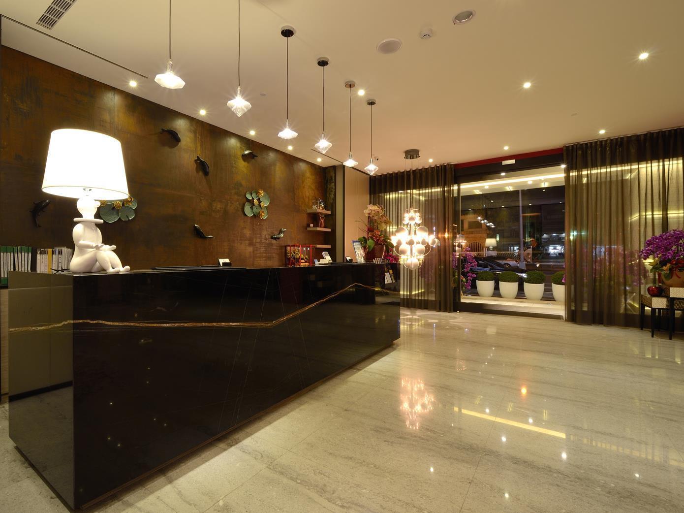 Stay Hotel - Taichung Yizhong Екстериор снимка