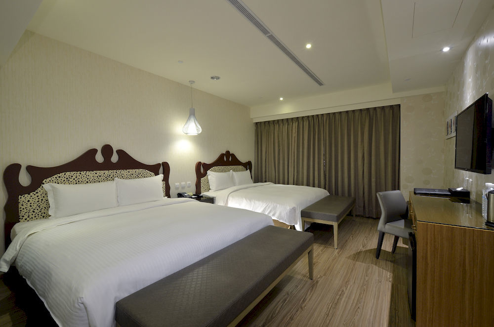 Stay Hotel - Taichung Yizhong Екстериор снимка