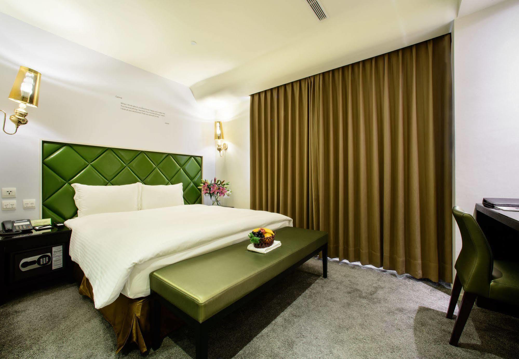 Stay Hotel - Taichung Yizhong Екстериор снимка
