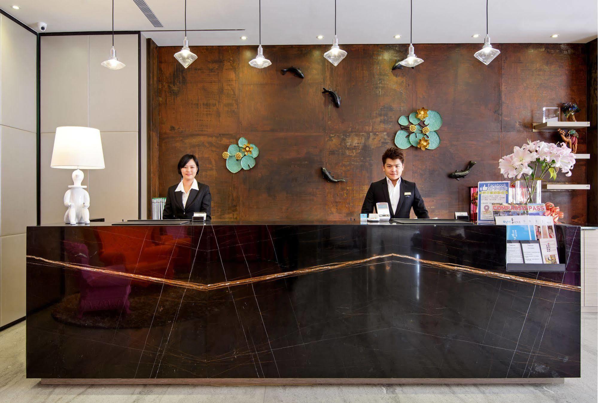 Stay Hotel - Taichung Yizhong Екстериор снимка