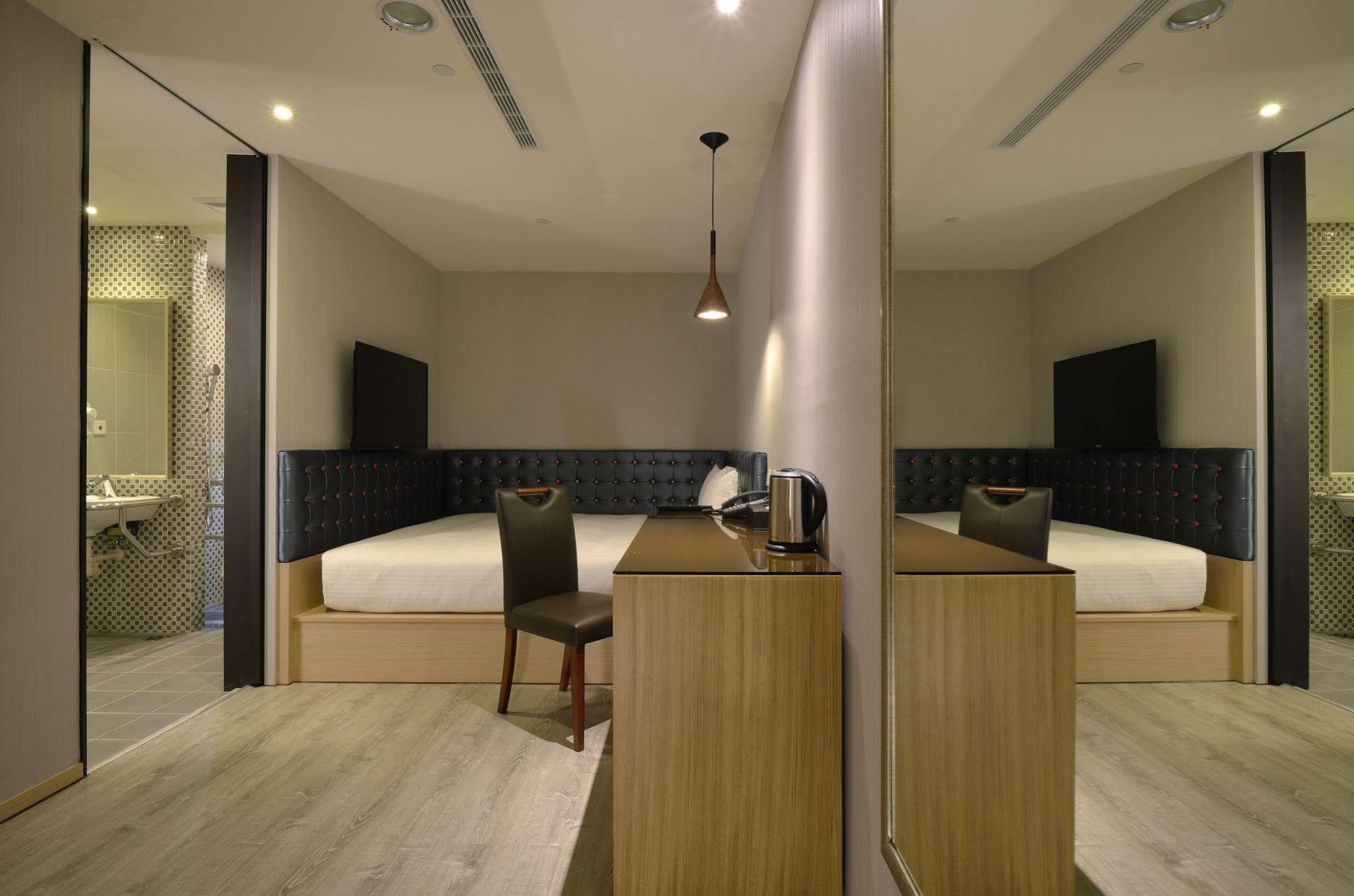 Stay Hotel - Taichung Yizhong Екстериор снимка
